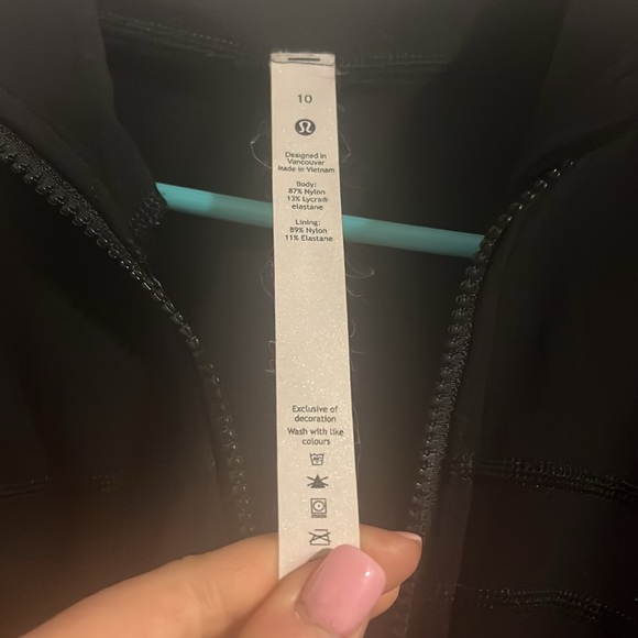 Lululemon Define Jacket - Picture 2 of 3